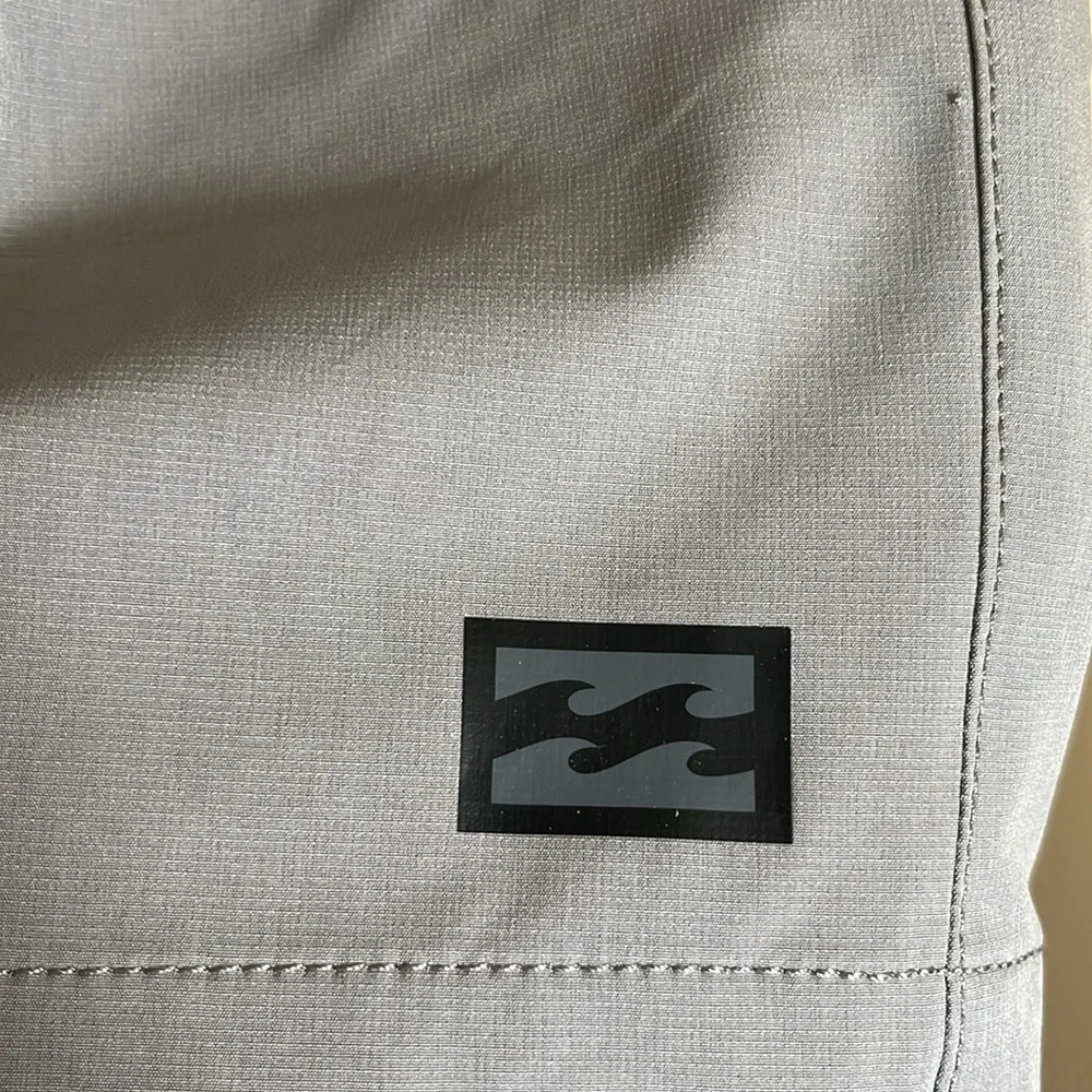 Billabong Light Gray Elastic Waist Shorts